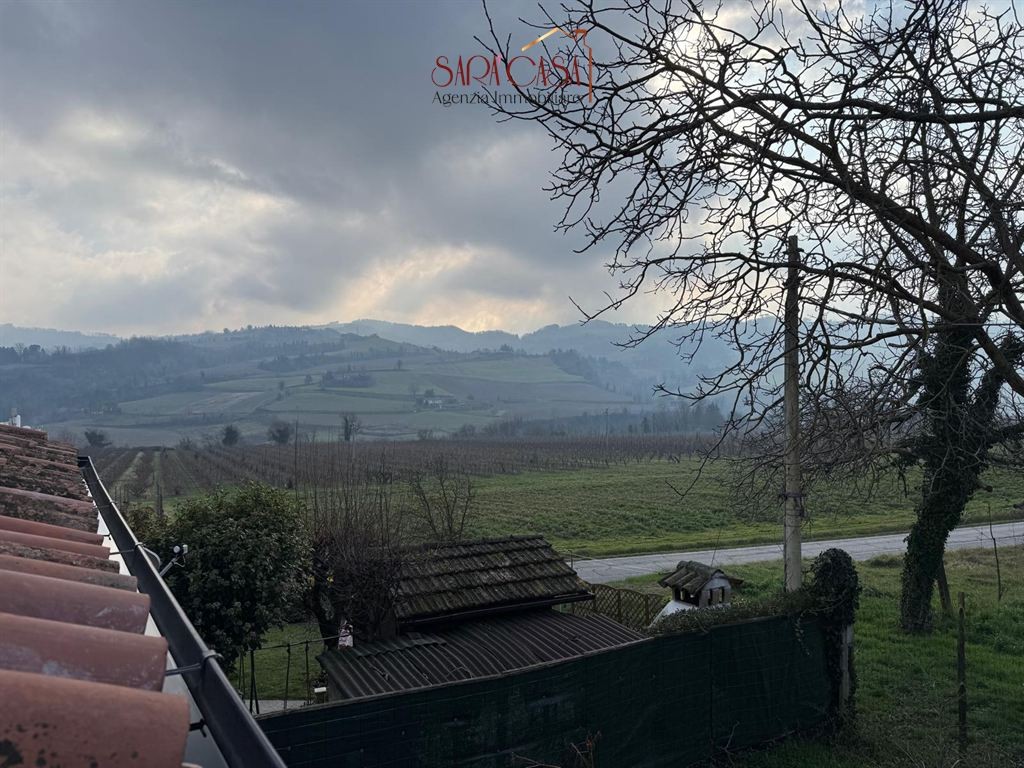 VILLETTA INDIPENDENTE TERRA/CIELO CON VISTA SULLE COLLINE