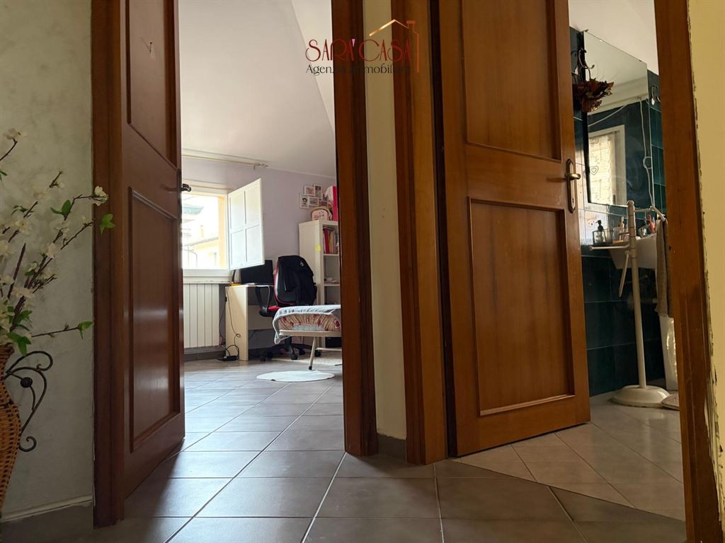 APPARTAMENTO SU DUE LIVELLI IN CENTRO STORICO