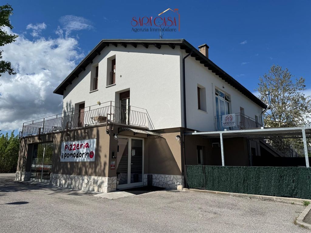 Laboratorio in ottimo stato di manutenzione, ideale per investimento