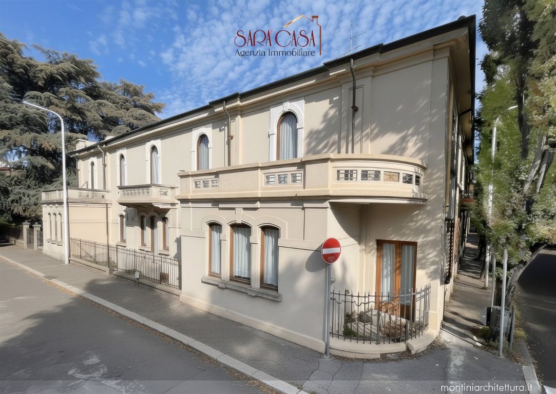 APPARTAMENTO CON INGRESSO INDIPENDENTE, 2 AMPIE CAMERE E CORTE ESCLUSIVA