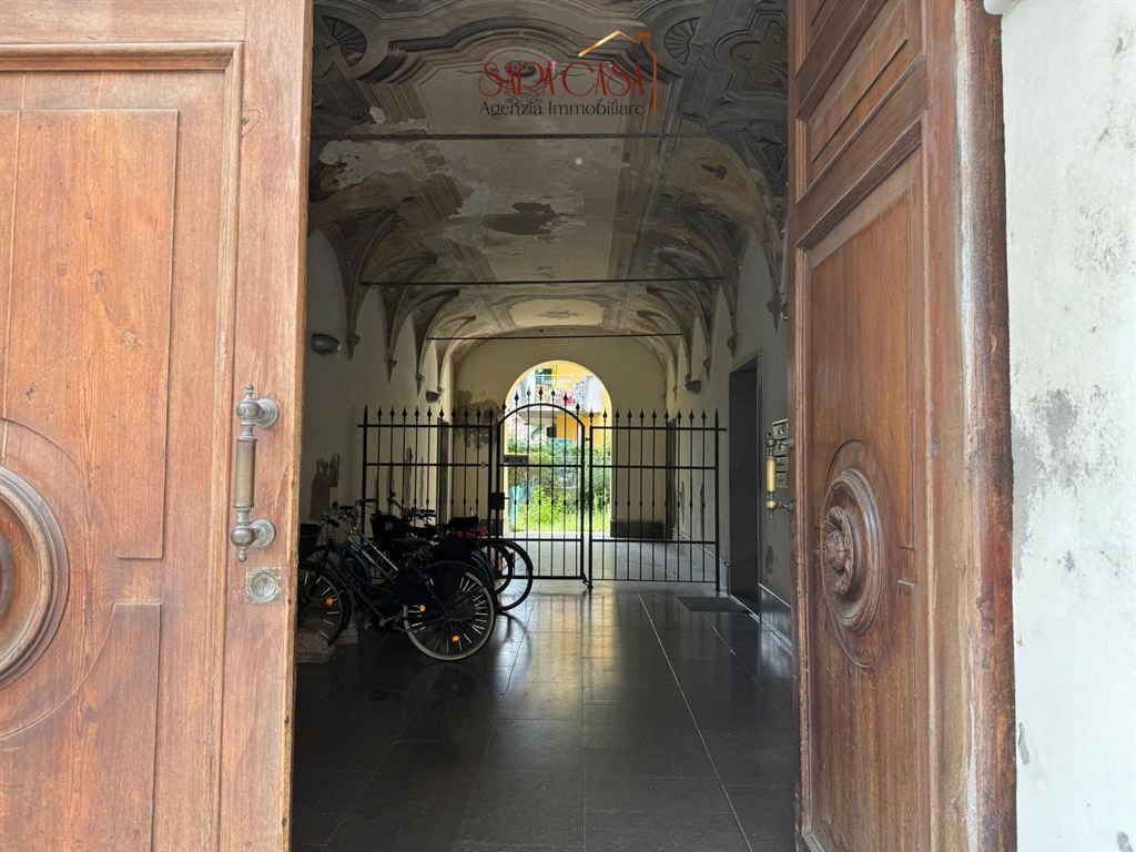 BILOCALE IN PIENO CENTRO STORICO