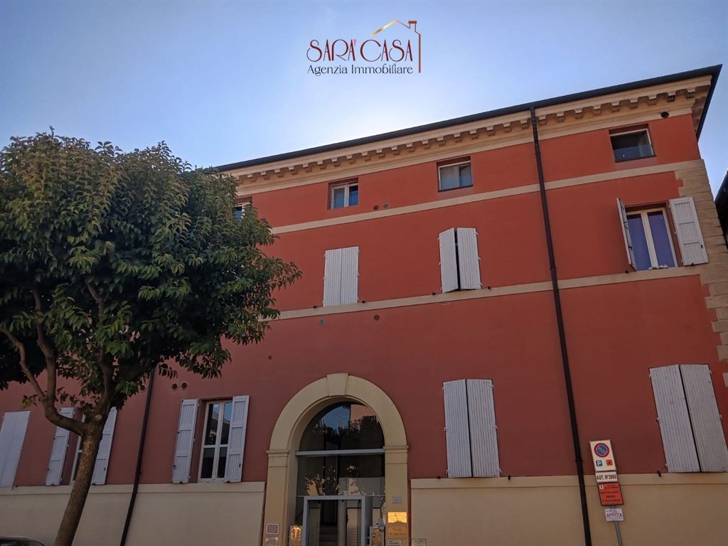 APPARTAMENTO CON TERRAZZO E CANTINA